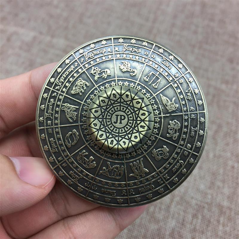Hexagonal Neptune Sheriff Badge Finger Finger Spinner Child Werewolf Kill Board Game Toy