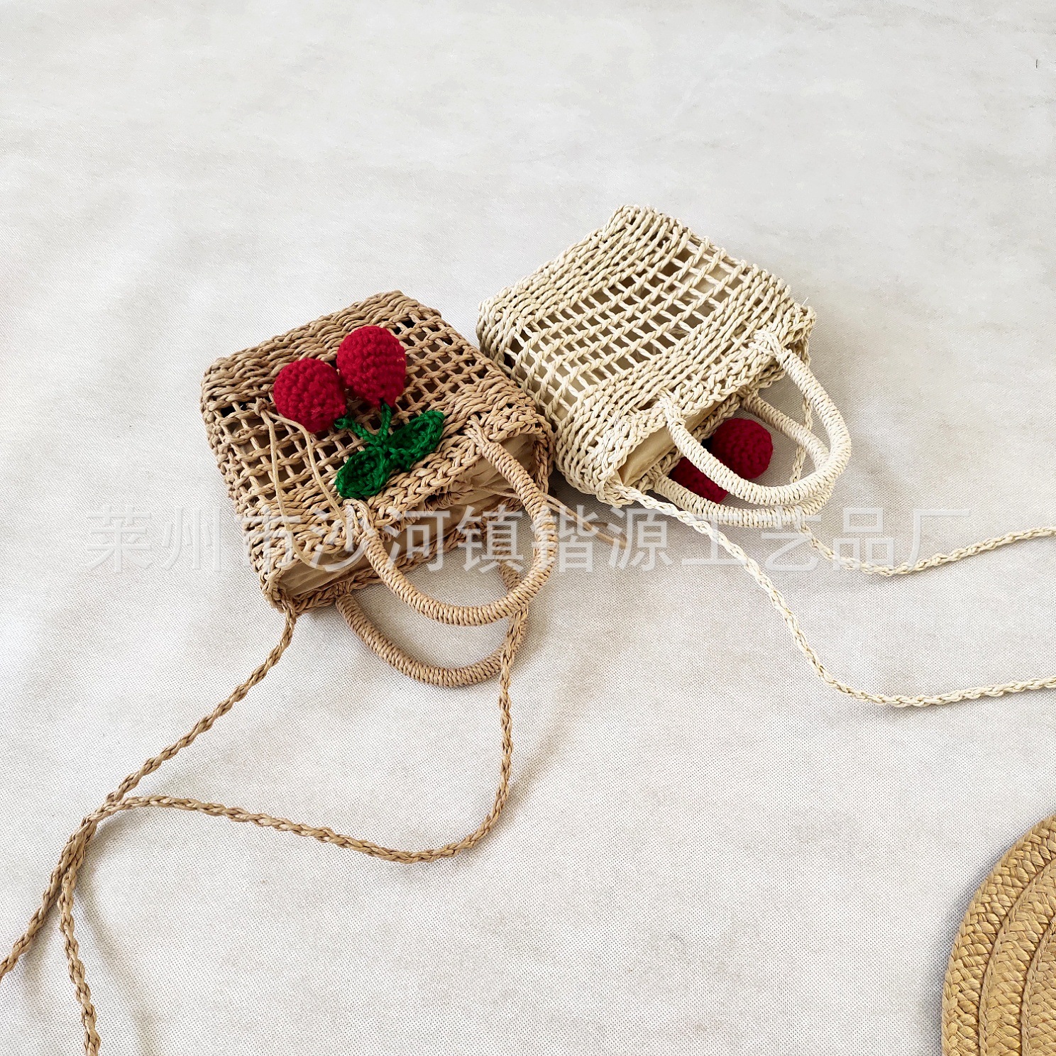 Hollow cherry straw woven bag women's handbag mini small bag handmade woven bag beach bag single shoulder portable