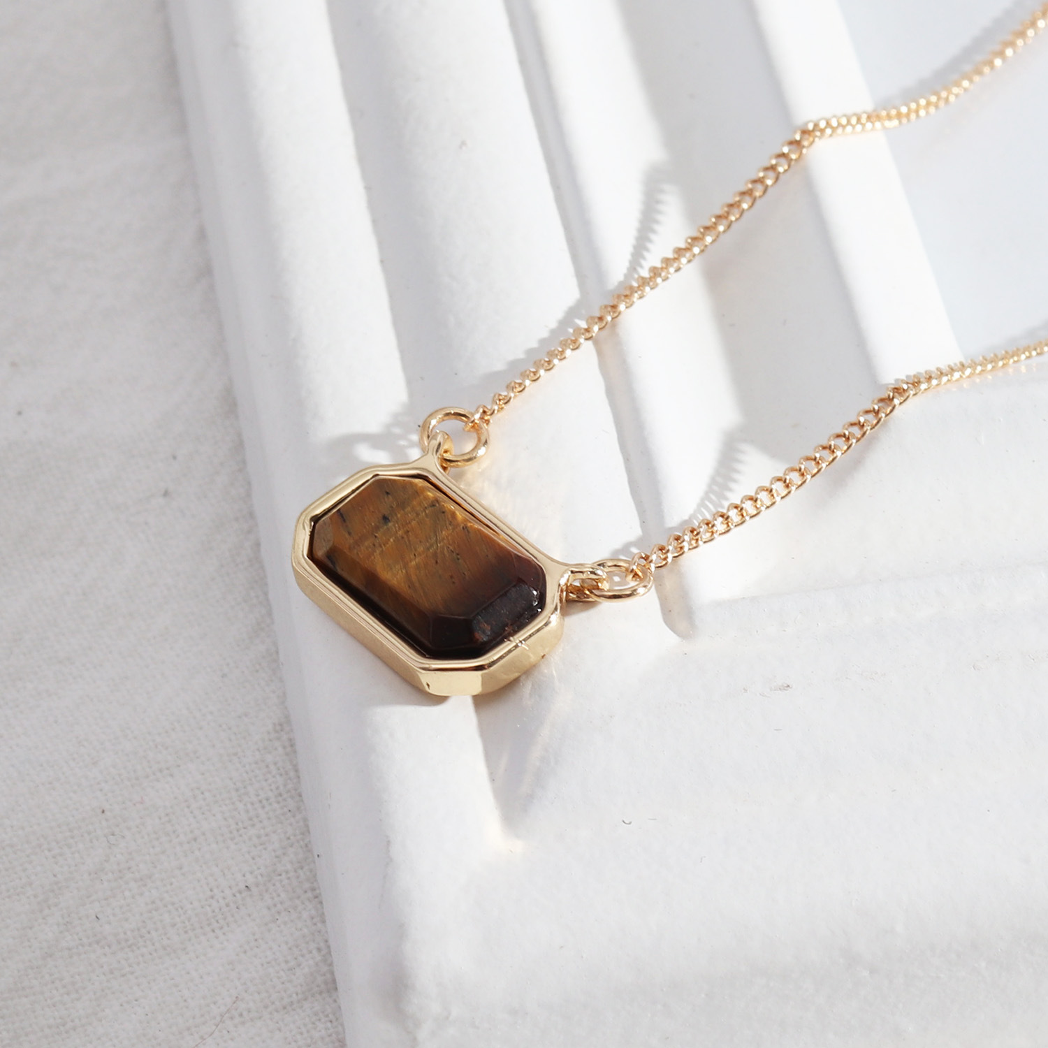 Design Accessories Sweet Candy Color Short Natural Stone INS Style Niche Necklace Women