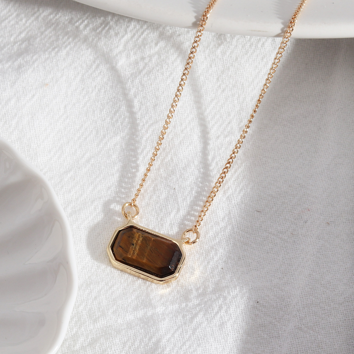 Design Accessories Sweet Candy Color Short Natural Stone INS Style Niche Necklace Women