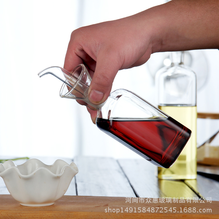 Glass oil bottle, seasoning bottle, oil vinegar bottle set, oil bottle, household kitchen transparent oil pouring bottle