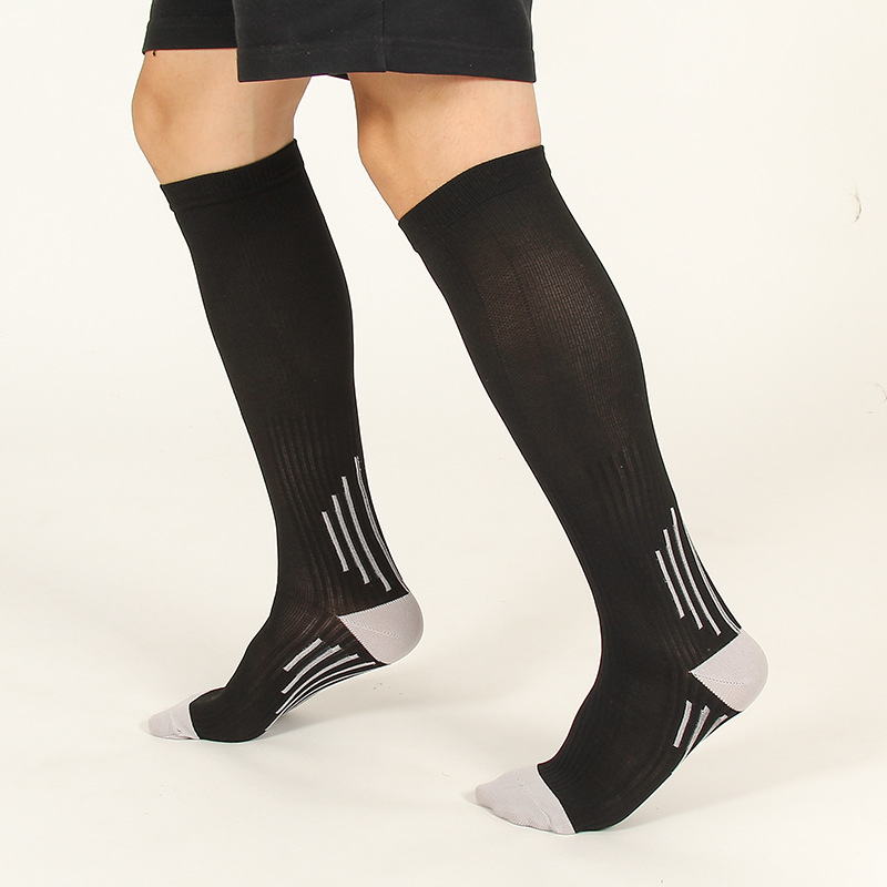 Socks, men's new mid-calf sports socks, anti-odor and sweat-absorbing, spring and summer men's breathable anti-slip color-blocked long socks