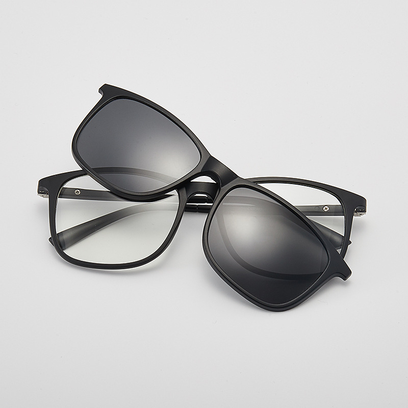 Polarized sunglasses for men and women, new TR90 frame, five-piece set, black night vision magnetic clip-on sunglasses