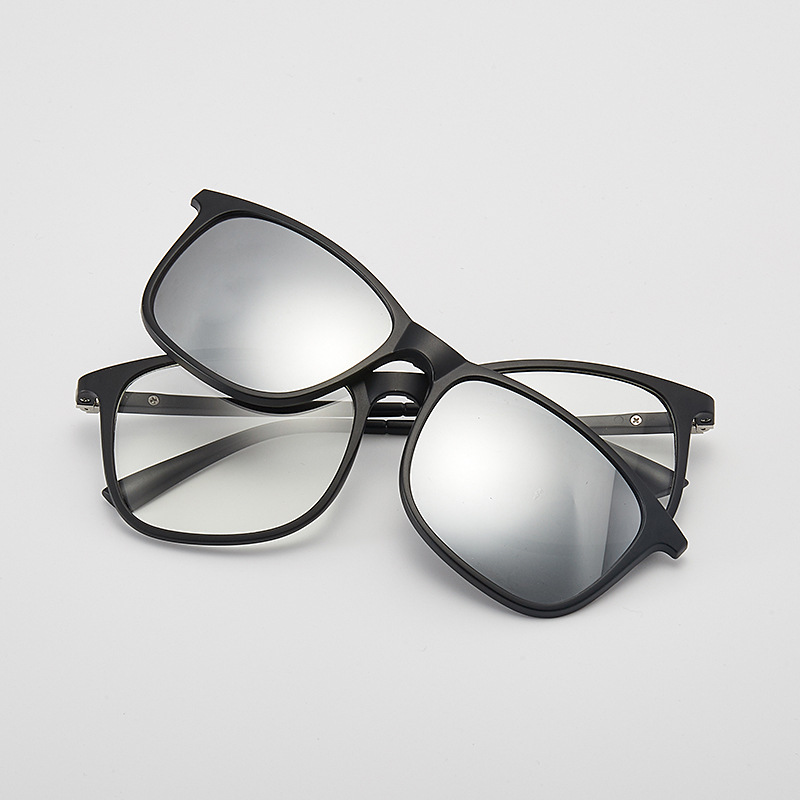 Polarized sunglasses for men and women, new TR90 frame, five-piece set, black night vision magnetic clip-on sunglasses