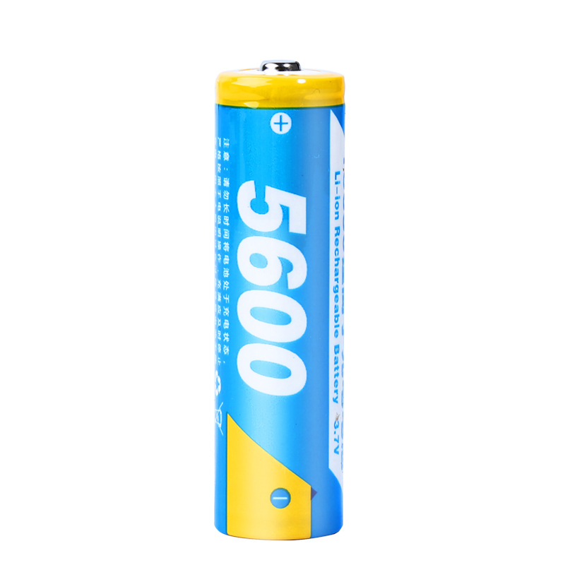With protection board 18650 lithium battery 3.7V 5600mAh radio rechargeable strong light flashlight lithium battery