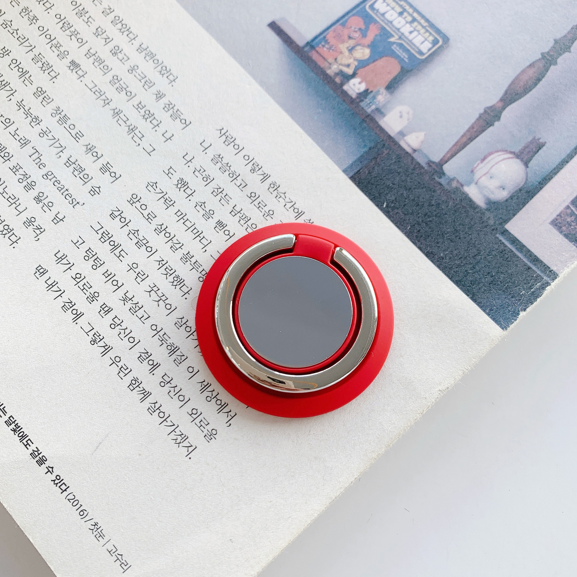 Flying saucer ring stand round phone stand magnetic stand thin stand gift stand lazy stand