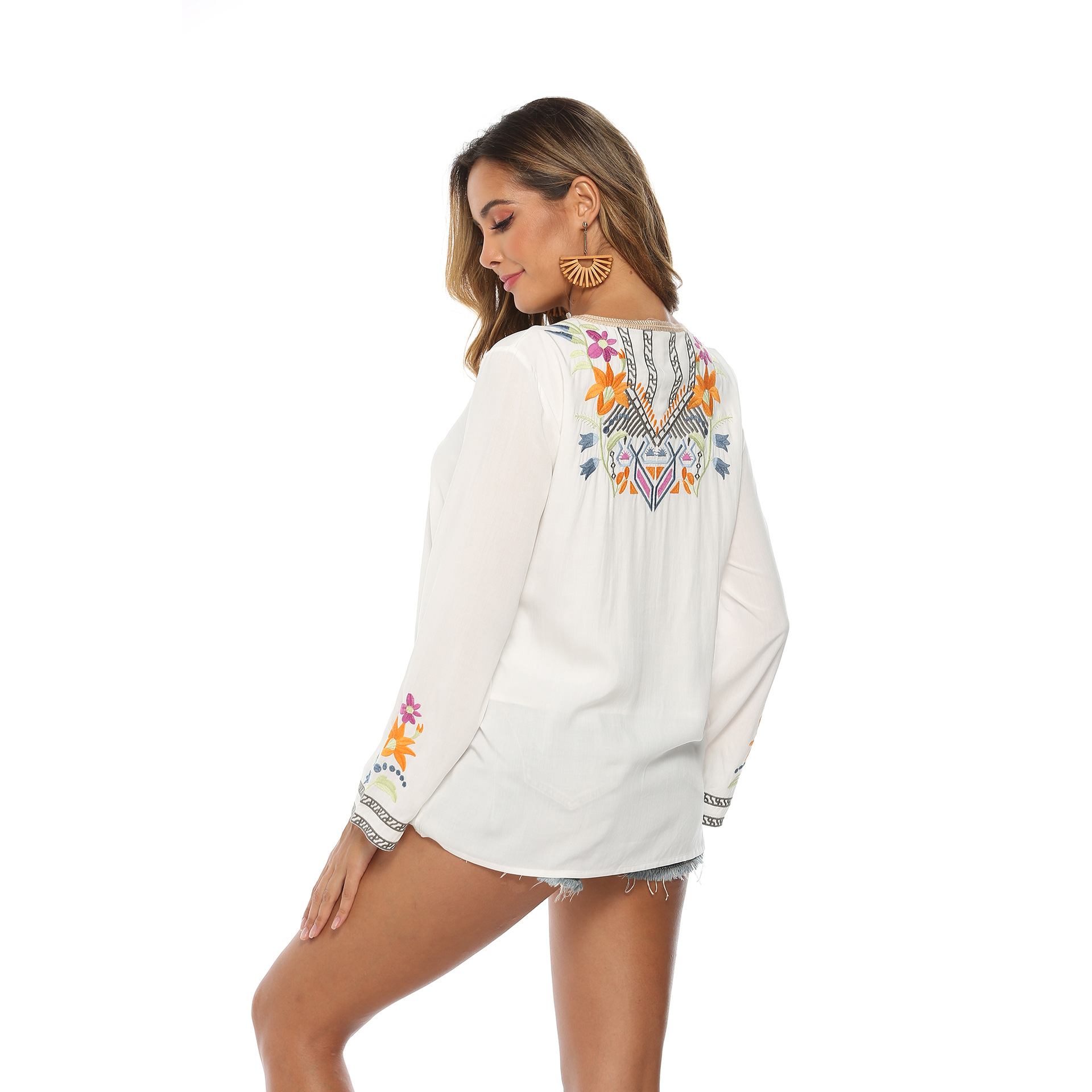 Women's 2023 new embroidered top long sleeve shirt independent station one