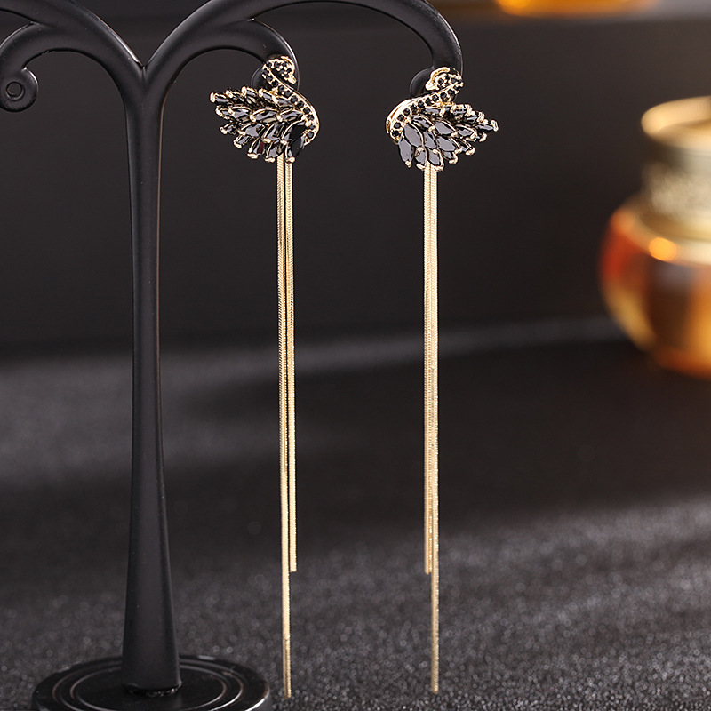 Korean-Japanese Two-Way Wear Tassel Swan Earrings 2024 New Black Swan Earrings 925 Silver Needle Long Earrings