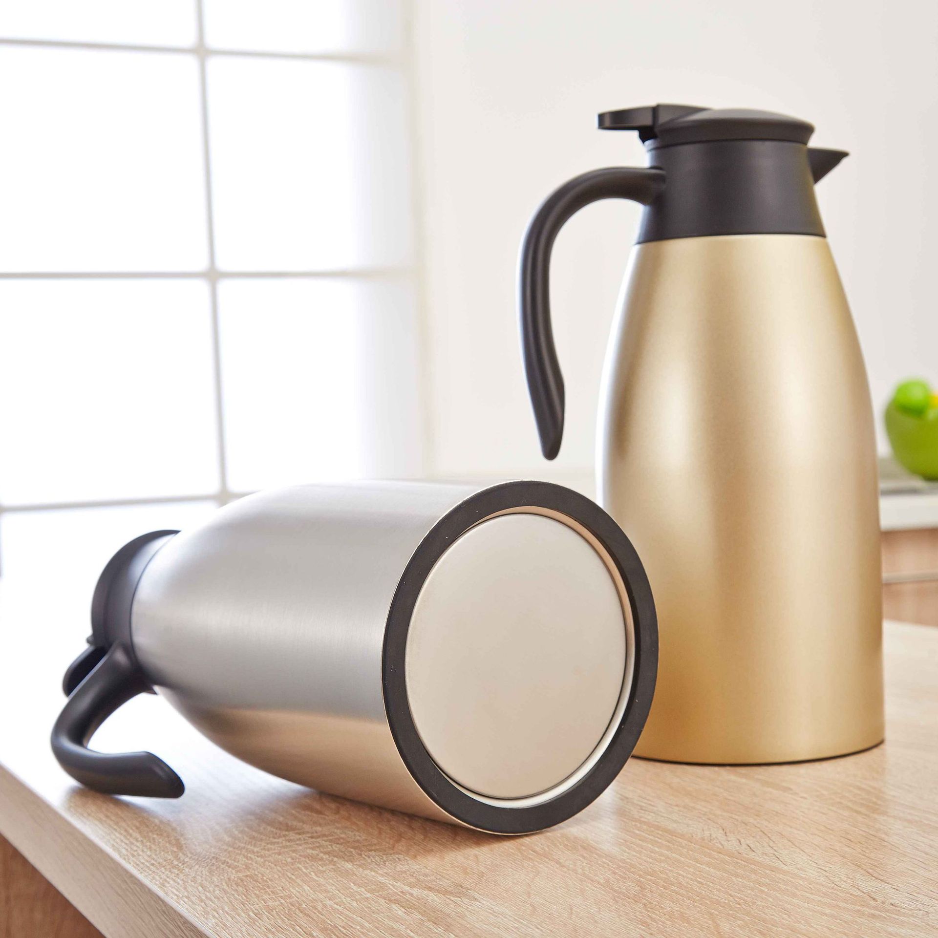 304 Stainless Steel Welcome Kettle Vacuum Insulated Kettle Double-Layer Vacuum Household Large Capacity 2L Hot Water Bottle Gift