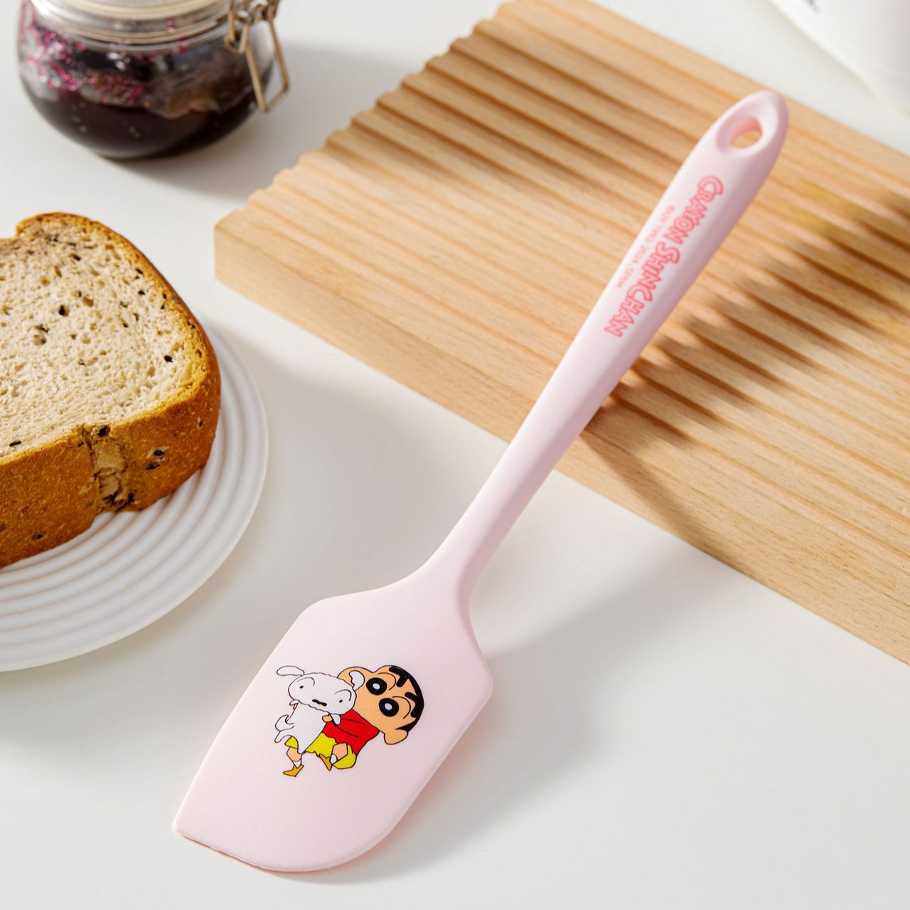 Crayon Shin-chan Spatula Official Silicone Spatula Household One-Piece Baking Cake Cartoon Stirring Scraper