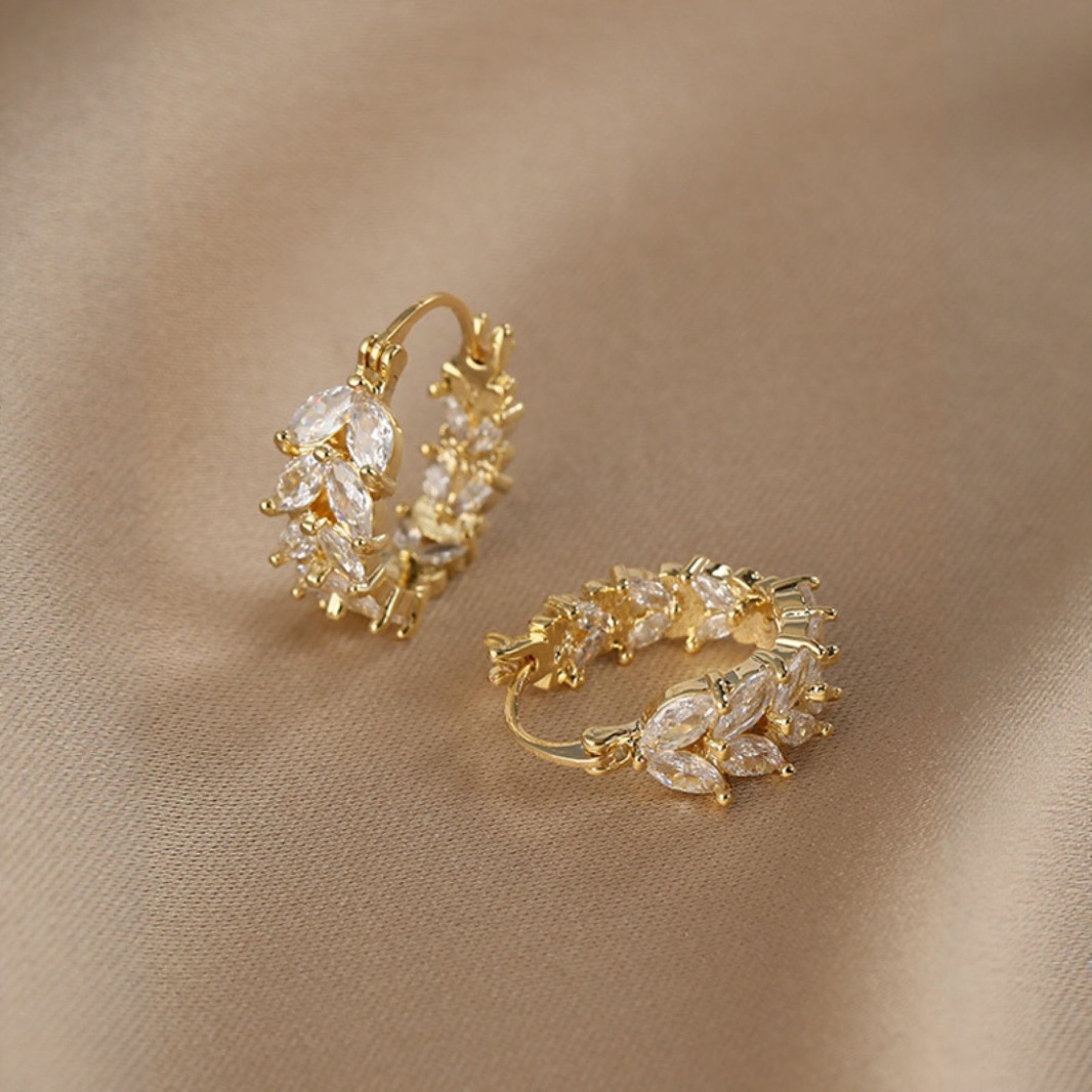 Diamond-studded earrings wheat ear buckle for women minimalist simple ear accessories