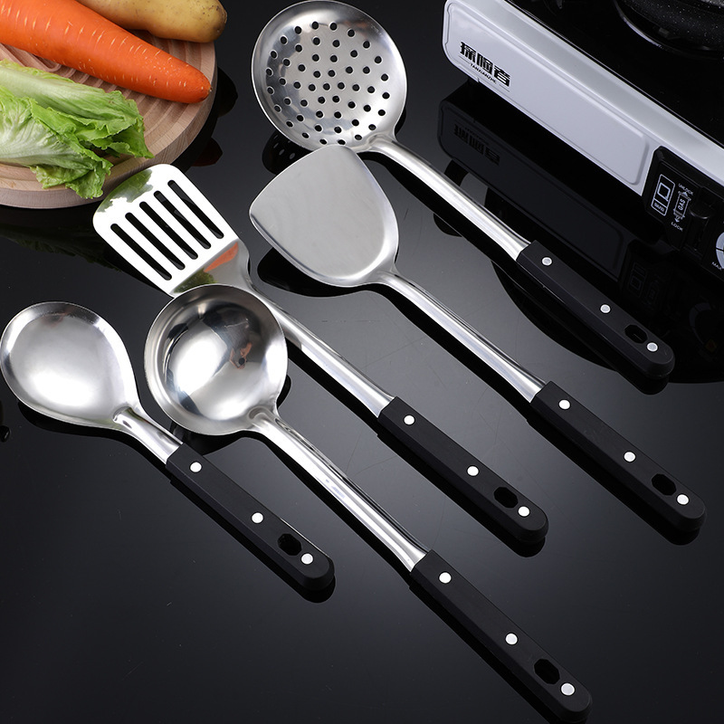 Stainless steel long-handled slotted spoon, soup spoon thickened kitchen set, slotted spoon handle, stir-fry spatula household black three-nail handle