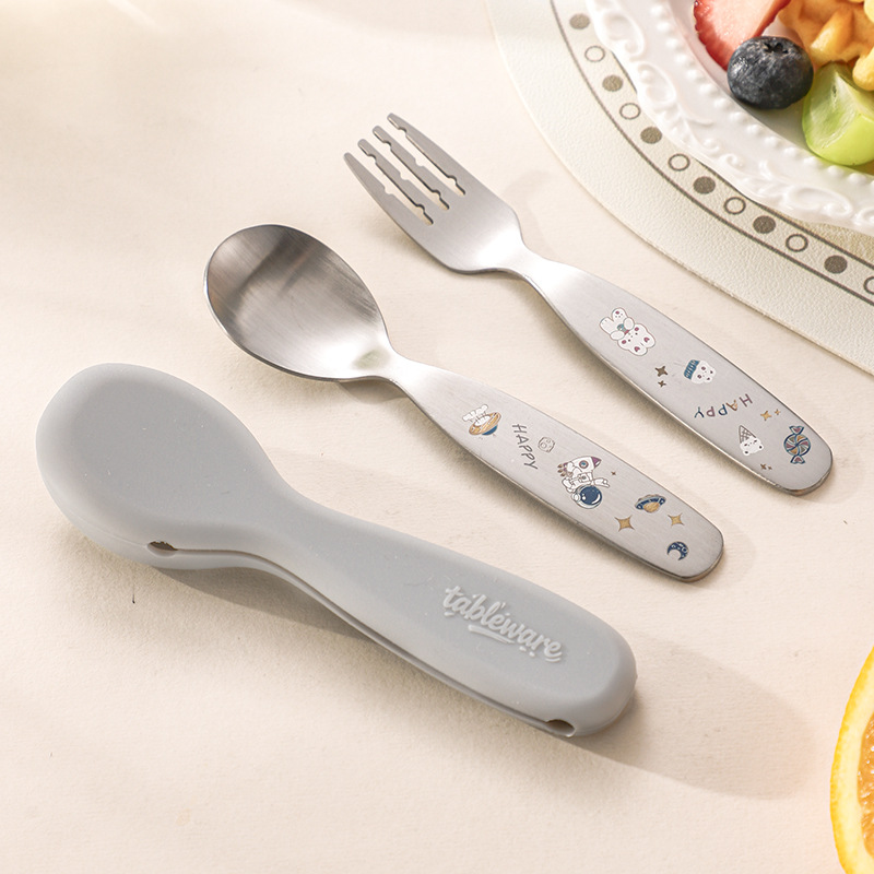 304 stainless steel children's spoon kindergarten cartoon baby food spoon feeding spoon silicone box