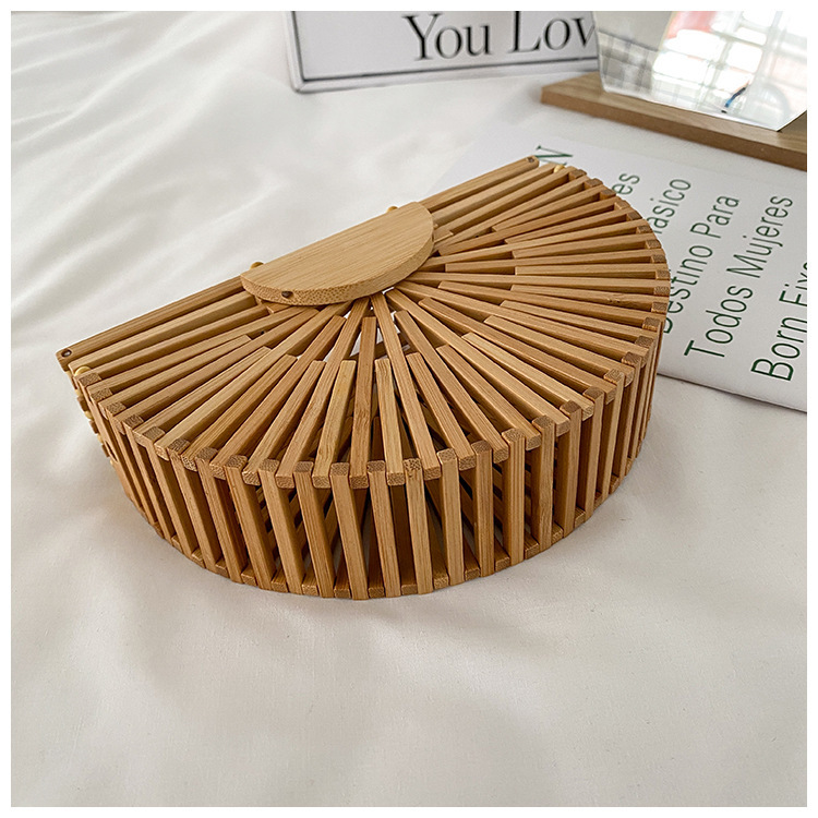 Small Fresh 2026 Spring Summer Crossbody Bag Coin Purse Straw Bag Hollow Small Bag for Women
