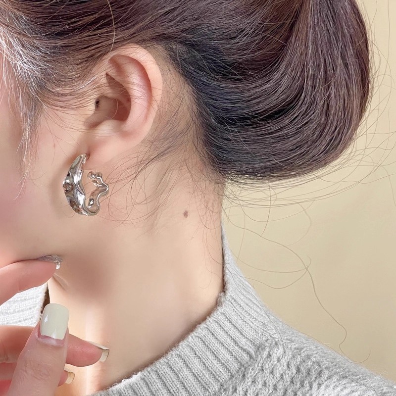 Wrinkled Metal Irregular Niche Ear Hoops Earrings Ear Accessories
