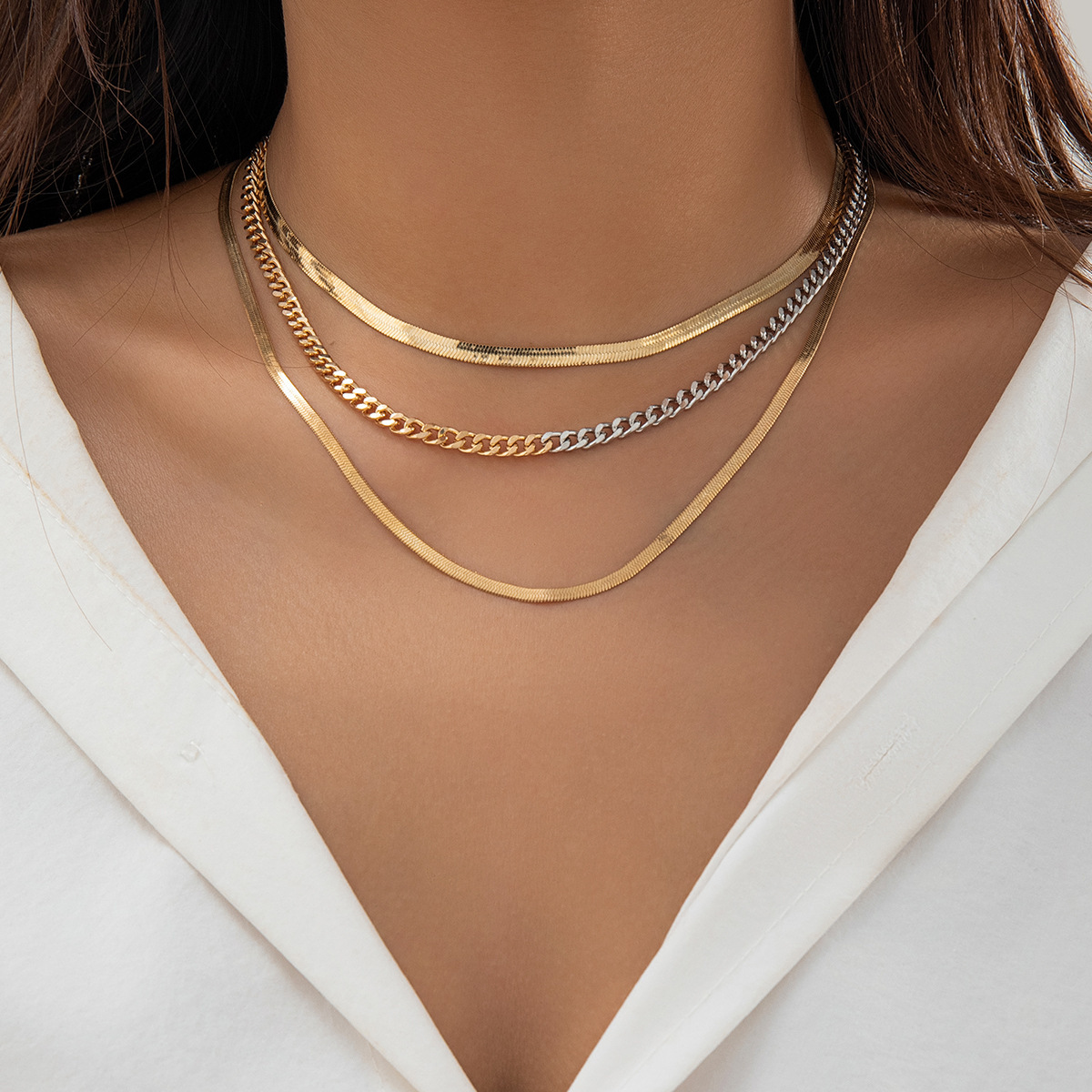 Snake Bone Chain Contrast Color Necklace for Women Rhinestone Multi-layer Heart Necklace