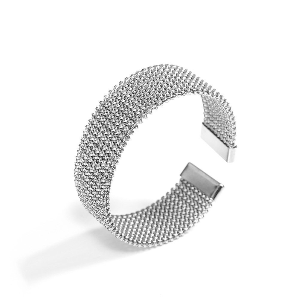 Vacuum plated 18k dense line embossed titanium steel bracelet women couple jewelry