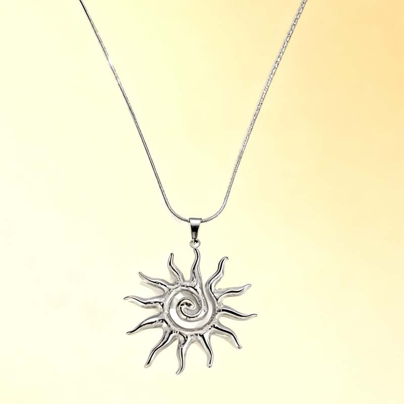 太阳花项链白K（圆蛇链）