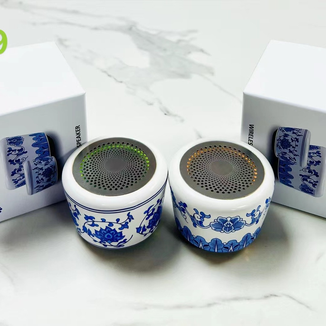 New ceramic craft portable outdoor mini Bluetooth memory card small steel cannon speaker