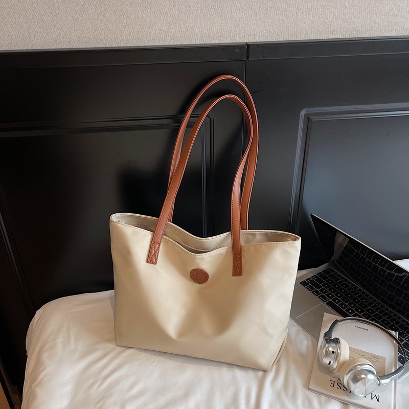 2026 Sense Oxford Cloth Bag Women Solid Color Large Capacity Tote Bag Niche Commute Shoulder Bag