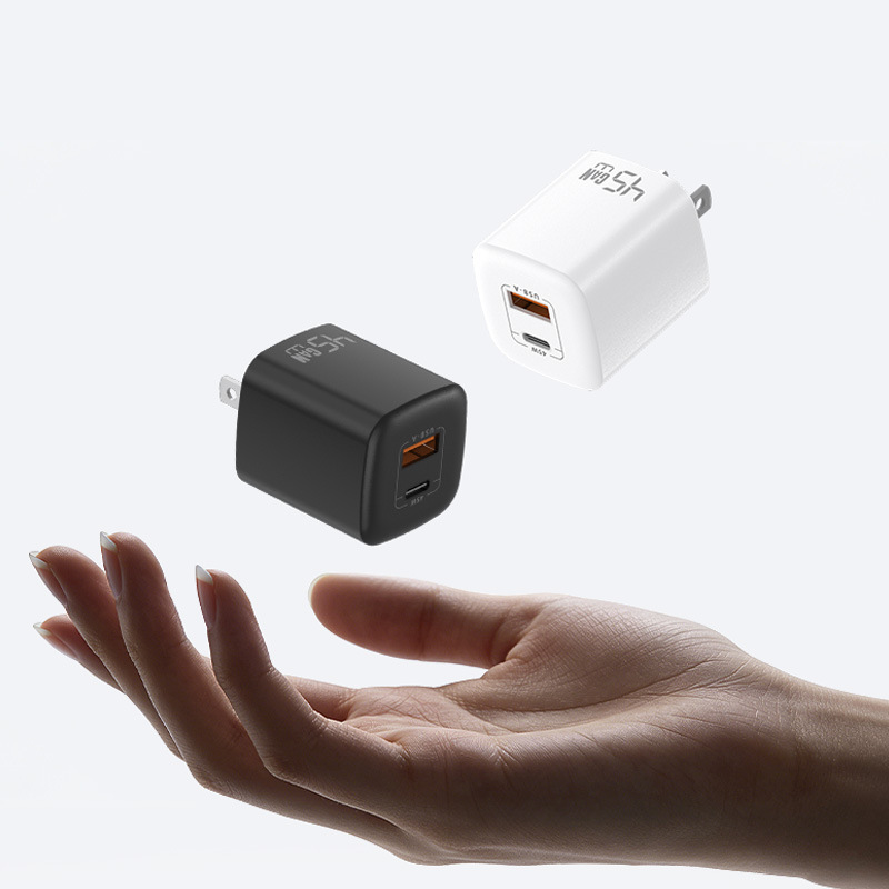 Dual Port Fast Charging PD45W Charging Head GaN Fast Charger for Huawei Apple 17 Phone Charging Head