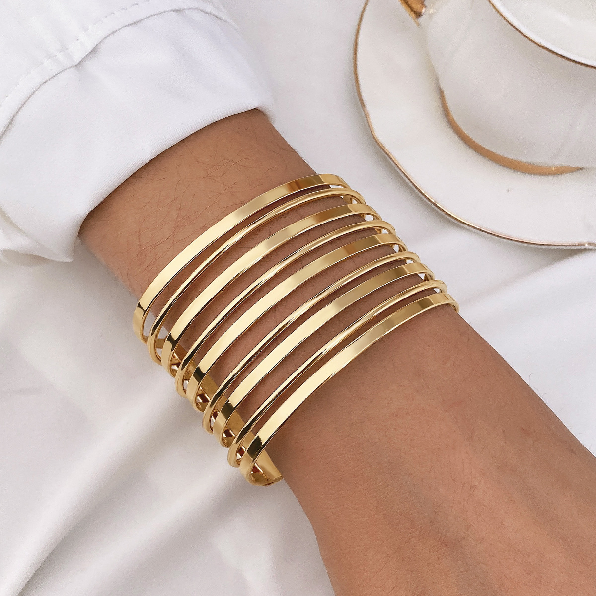 Trendy Exaggerated Large Area Smooth Bangle Bohemian Style Multi-Layer Alloy Bangle Women's Hand Jewelry