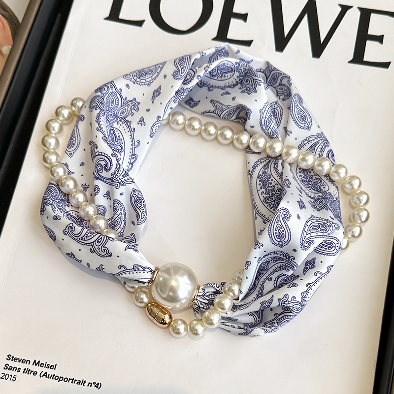 青瓷腰果花长珠扣-蓝白