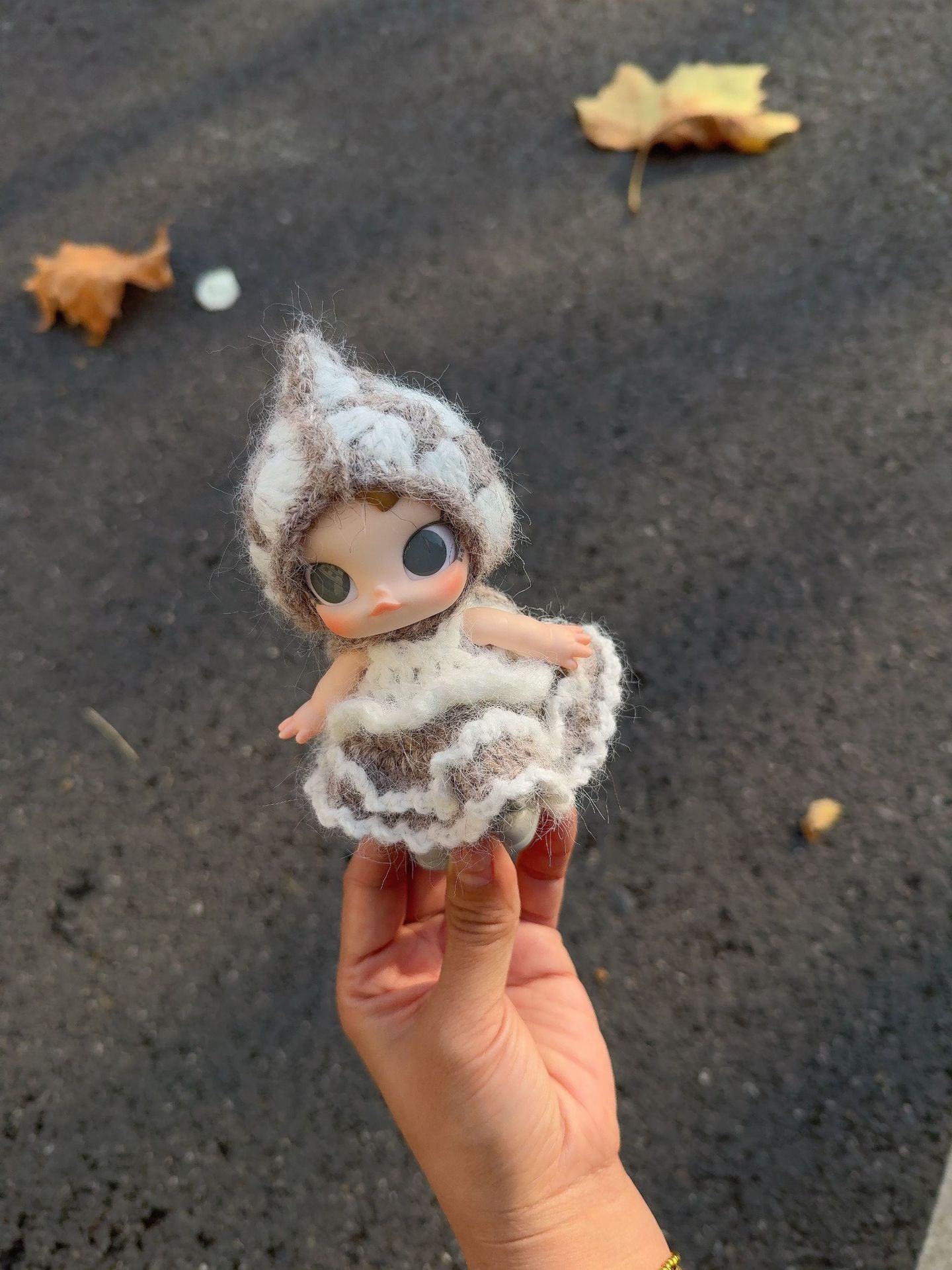 babymolly Active Winter Guide Doll Clothes Handmade Crochet Skirt Hairpin Set Clothes Handmade Doll Clothes bjd