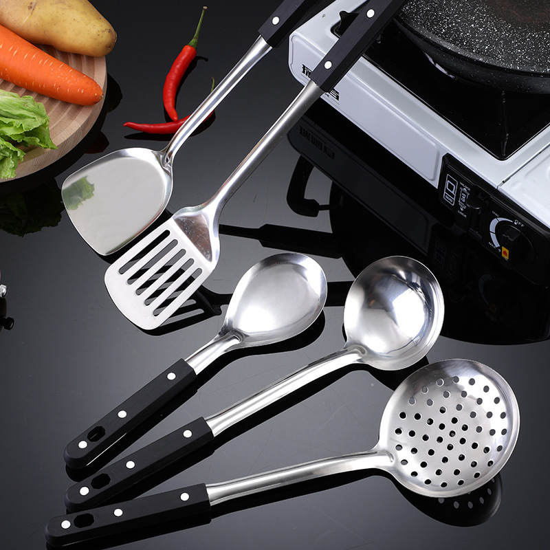 Stainless steel long-handled slotted spoon, soup spoon thickened kitchen set, slotted spoon handle, stir-fry spatula household black three-nail handle