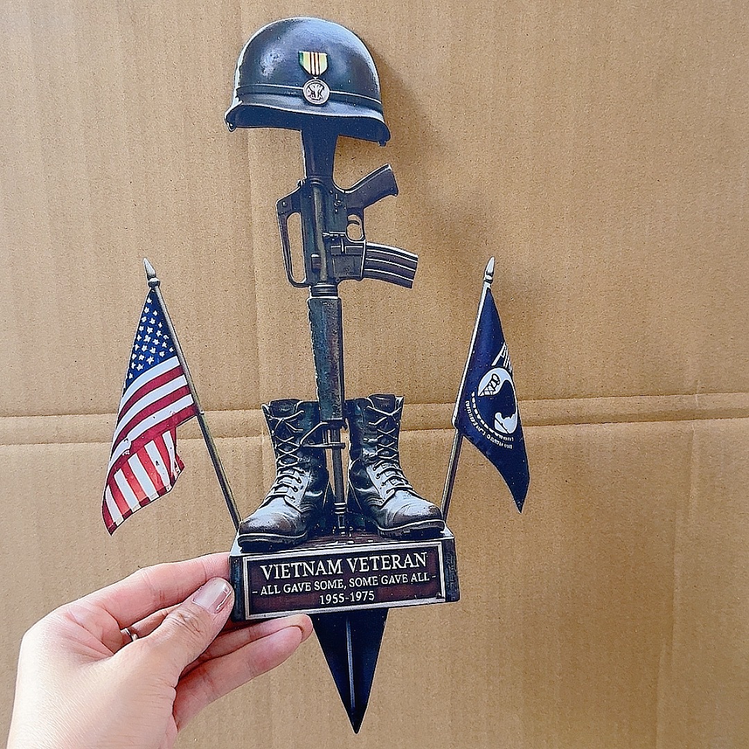 New Battle Field Cross Memorial Sculpture