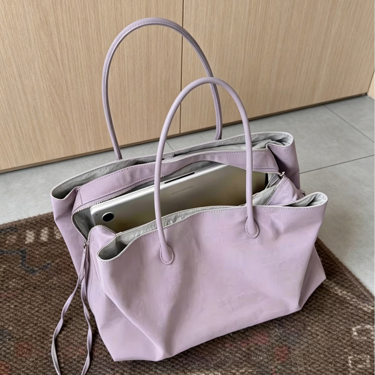 2026 Spring/Summer New Gray-Yellow Contrast Multi-Compartment Large Capacity Tote Bag Commute Handheld Single Shoulder Bag