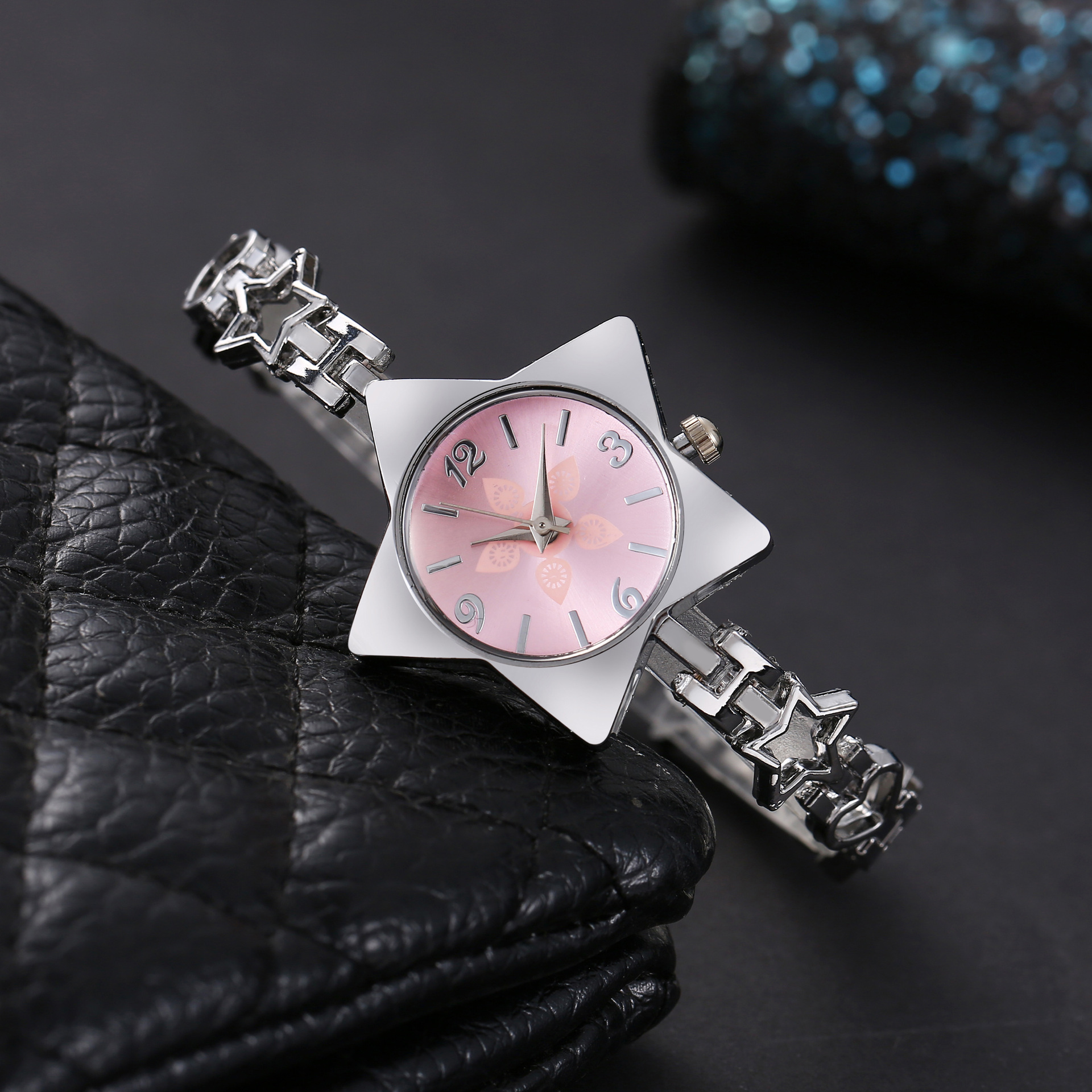 New watch five-pointed star bracelet women's watch ladies' watch