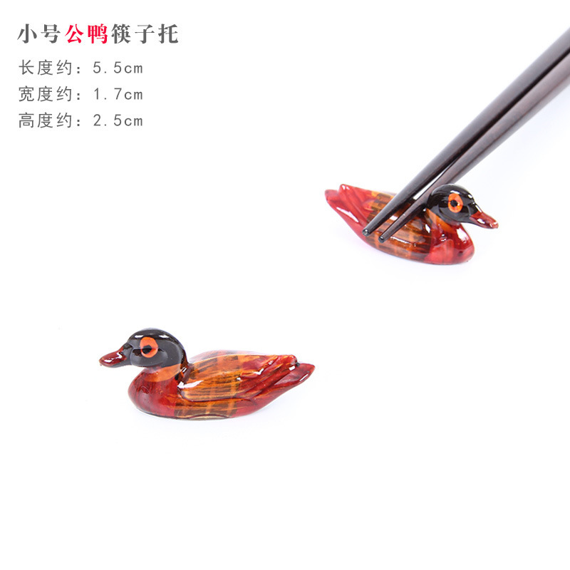 Chopstick rest, Japanese-style wooden mandarin duck chopstick rest, restaurant hotel small duck, cute duck chopstick rest, tableware shelf