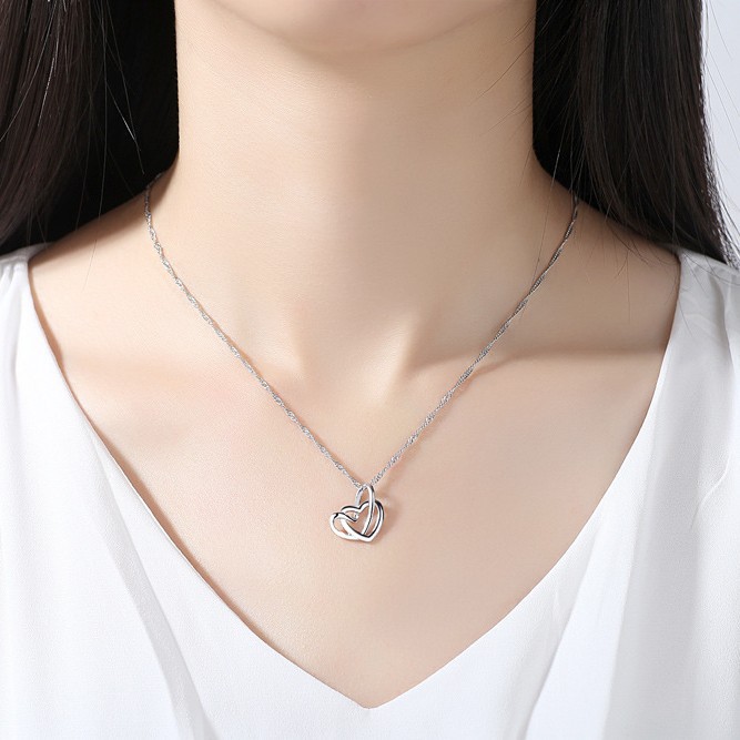 Double Heart Pendant Necklace Collarbone Chain Elegant Women's Accessory Frosted Heart Shape Accessory