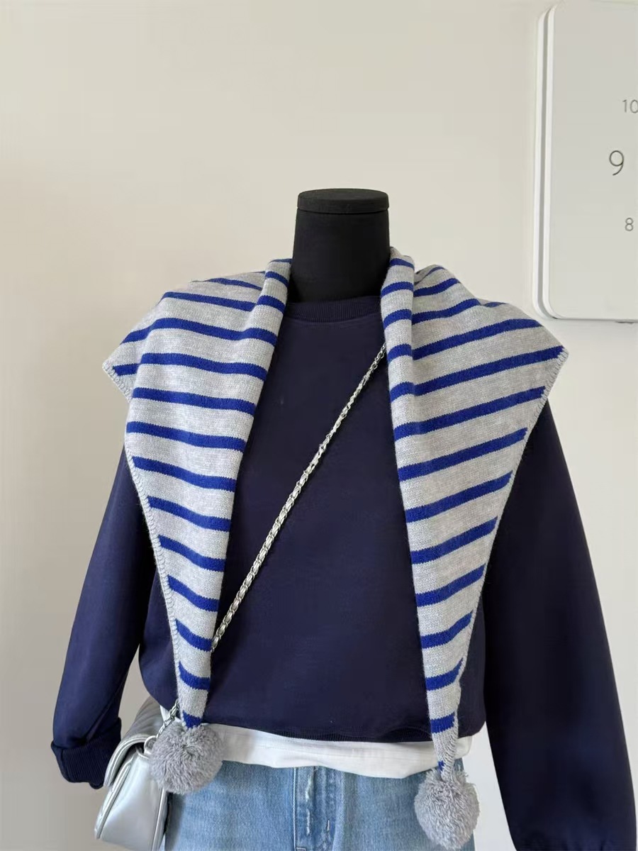 Knitted striped pom-pom outer triangle scarf women autumn and winter warm decorative shawl neck scarf