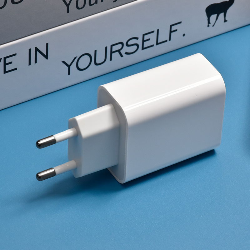 PD30W charger, suitable for Apple 14, Huawei, Samsung PPS tablet fast charging, portable travel charger head