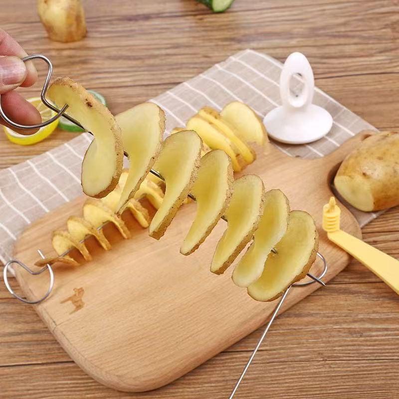 Household manual cyclone potato slicer spiral chip rotating potato slicer potato tower tool with steel skewer set