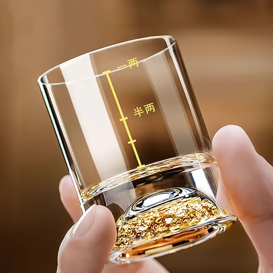 Two liang scale, gold foil, gold mountain, blue mountain liquor cup, glass liquor divider, household glass two liang cup