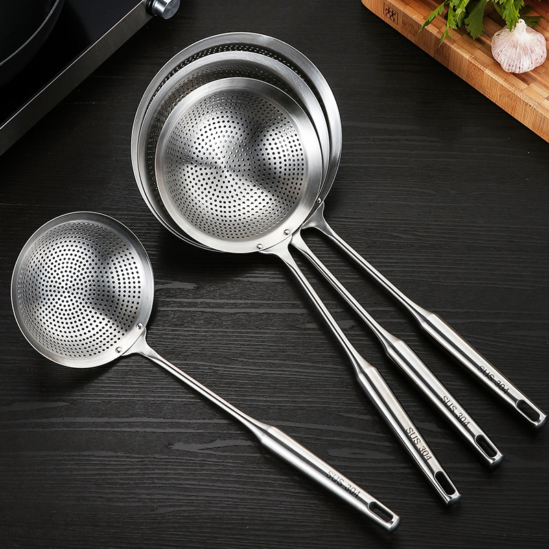 304 stainless steel thickened punched colander, food-grade household kitchen hot pot frying large colander, long-handled noodle strainer