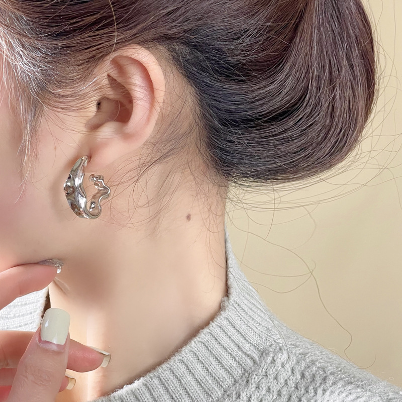 S925 silver needle irregular metallic ear studs hip-hop new earrings simple niche new ear accessories 6418