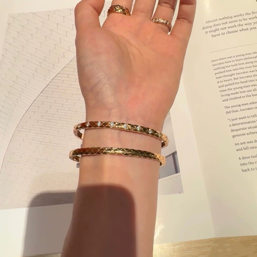 Small fragrance high version V gold coco diamond-encrusted full diamond couple bracelet simple bangle for women