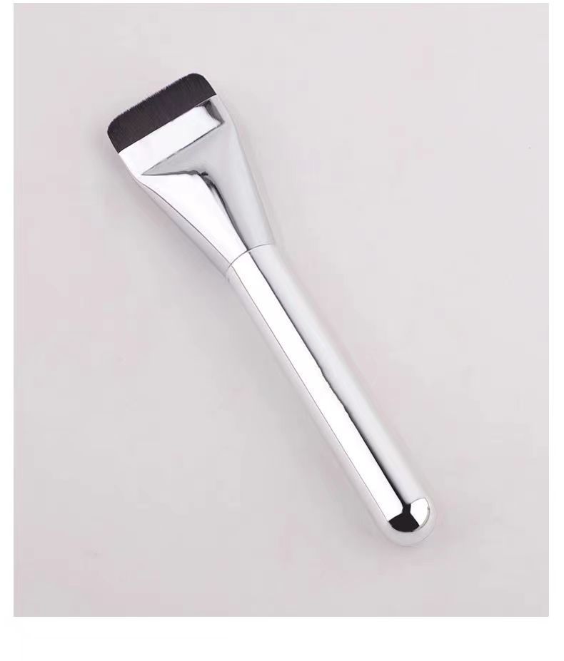 Foundation brush makeup artist special ultra-thin no powder absorption Cangzhou makeup brush one-word flat head foundation liquid makeup tool
