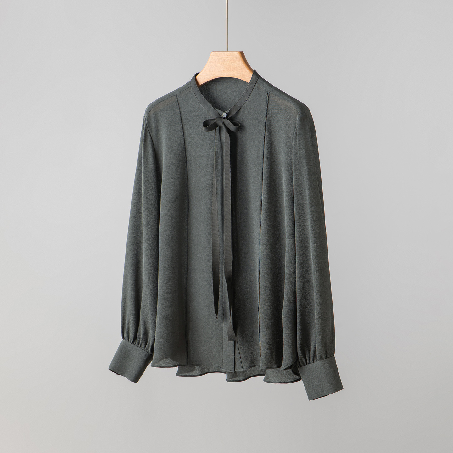 Spring New Heavyweight Silk Tie Blouse for Women Mulberry Silk Chanel Style Inner Wear Long Sleeve Commute Top