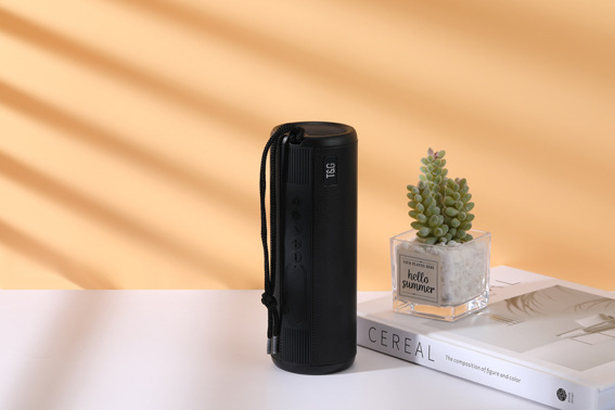 Cylindrical Iron Mesh Metal Texture Flashlight Bluetooth Dual Horn Speaker Outdoor Portable TG635