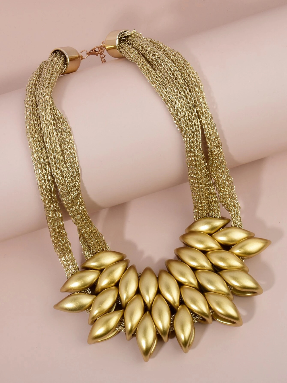 Big brand exaggerated gold acrylic tassel cotton rope necklace collarbone chain for women necklace
