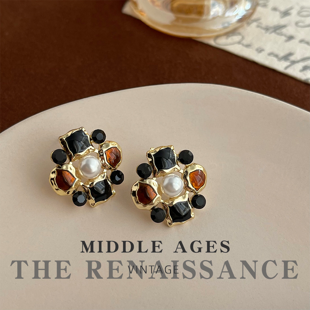 Vintage Retro Black Gold Earring Collection Hollow Flower Geometric Square Ear Studs Ear Accessories