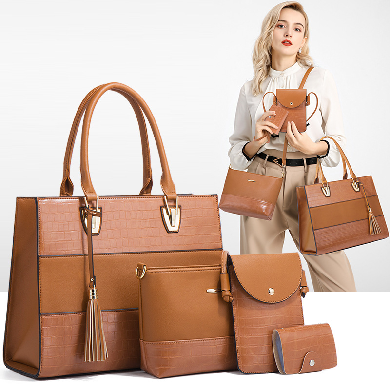 2026 new shoulder crossbody handbag crocodile pattern four-piece set mother-child bag