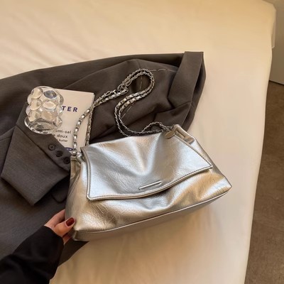 Large Capacity Underarm Bag Women's Bag 2026 Autumn Winter New Textured Trendy Tote Bag Single Shoulder Crossbody Bag