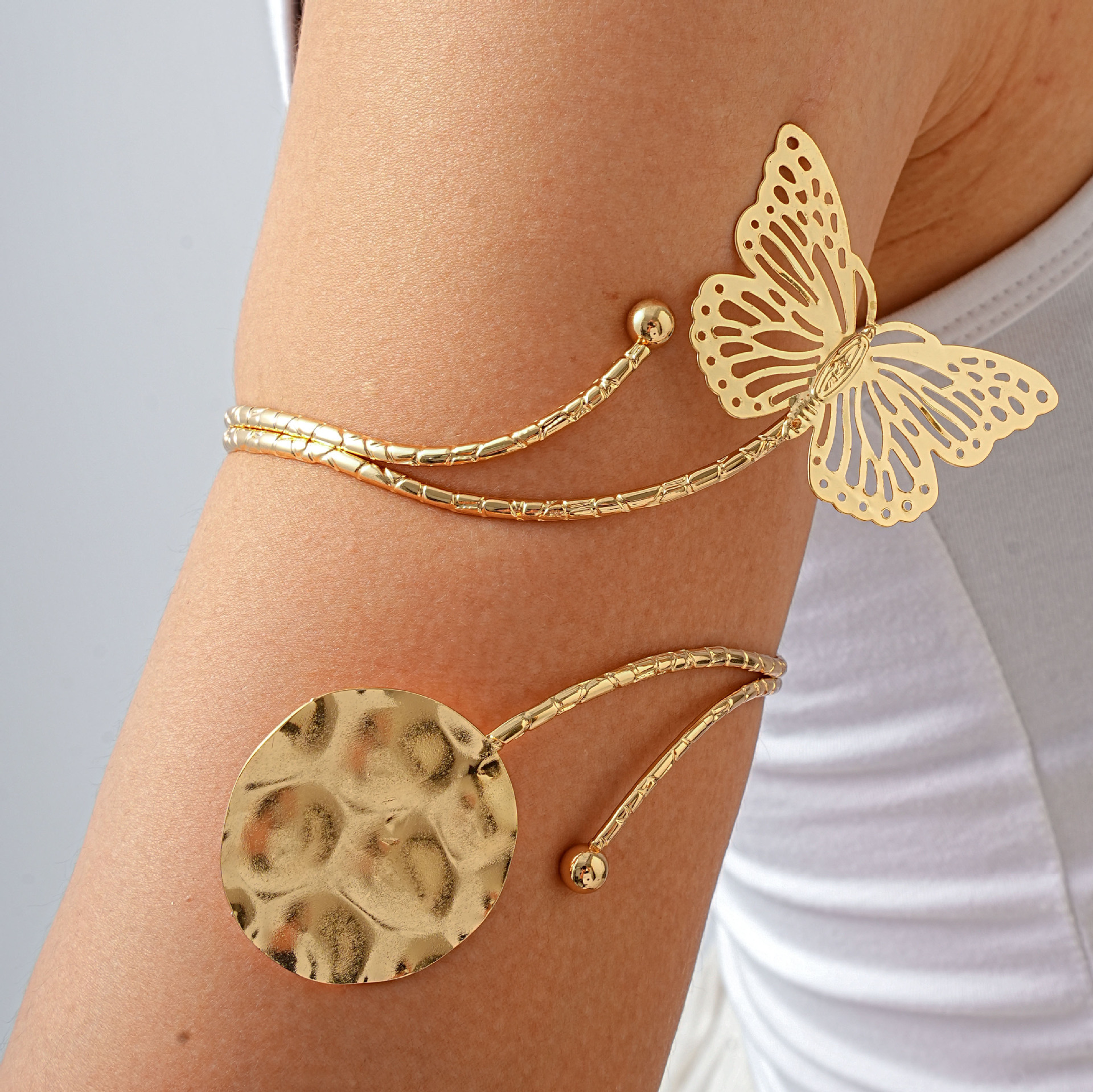 New Arm Bracelet Exaggerated Snake Leaf Flower Butterfly Starfish Bangle