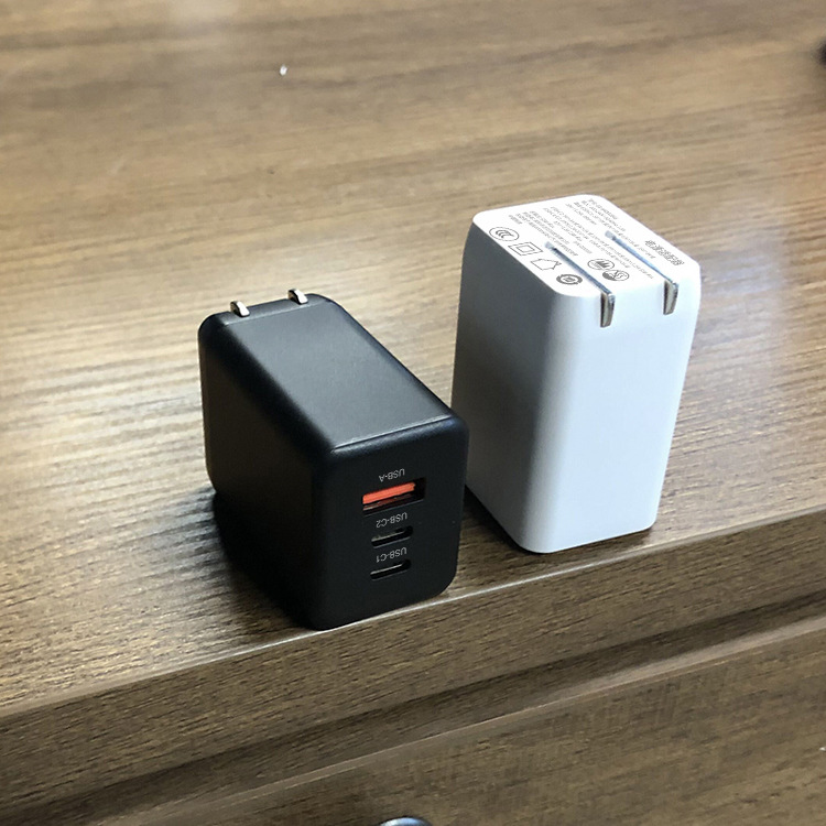 PD65W charger three-port GaN charging head foldable 2C1A mobile phone laptop fast charge 3C certified fast charge